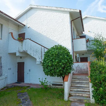 Trilocale Vicino Al Mare Con Ampio Balcone