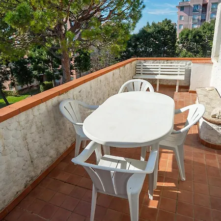 Trilocale Vicino Al Mare Con Ampio Balcone